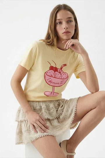 I DESERVE T-SHIRT