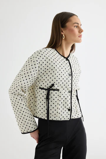 Q POLKA JAS